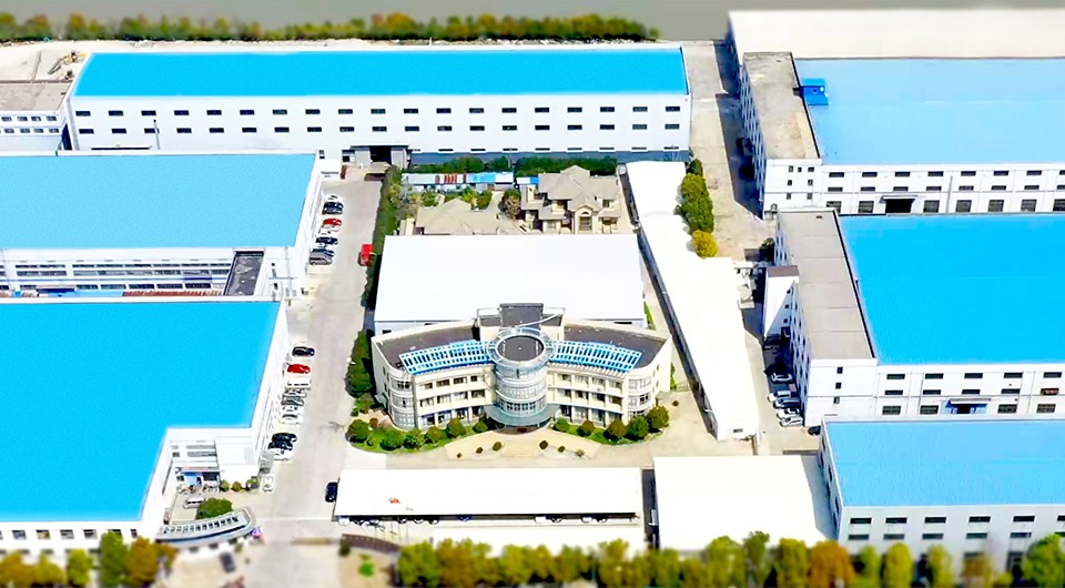 集研發(fā)、生產(chǎn)、銷售于一體 現(xiàn)代化智能加工基地